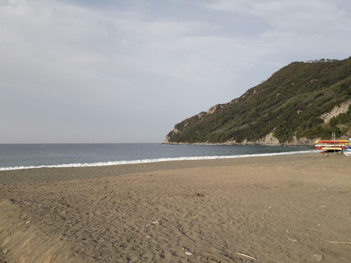 Riva Beach House Sestri Levante Exterior photo